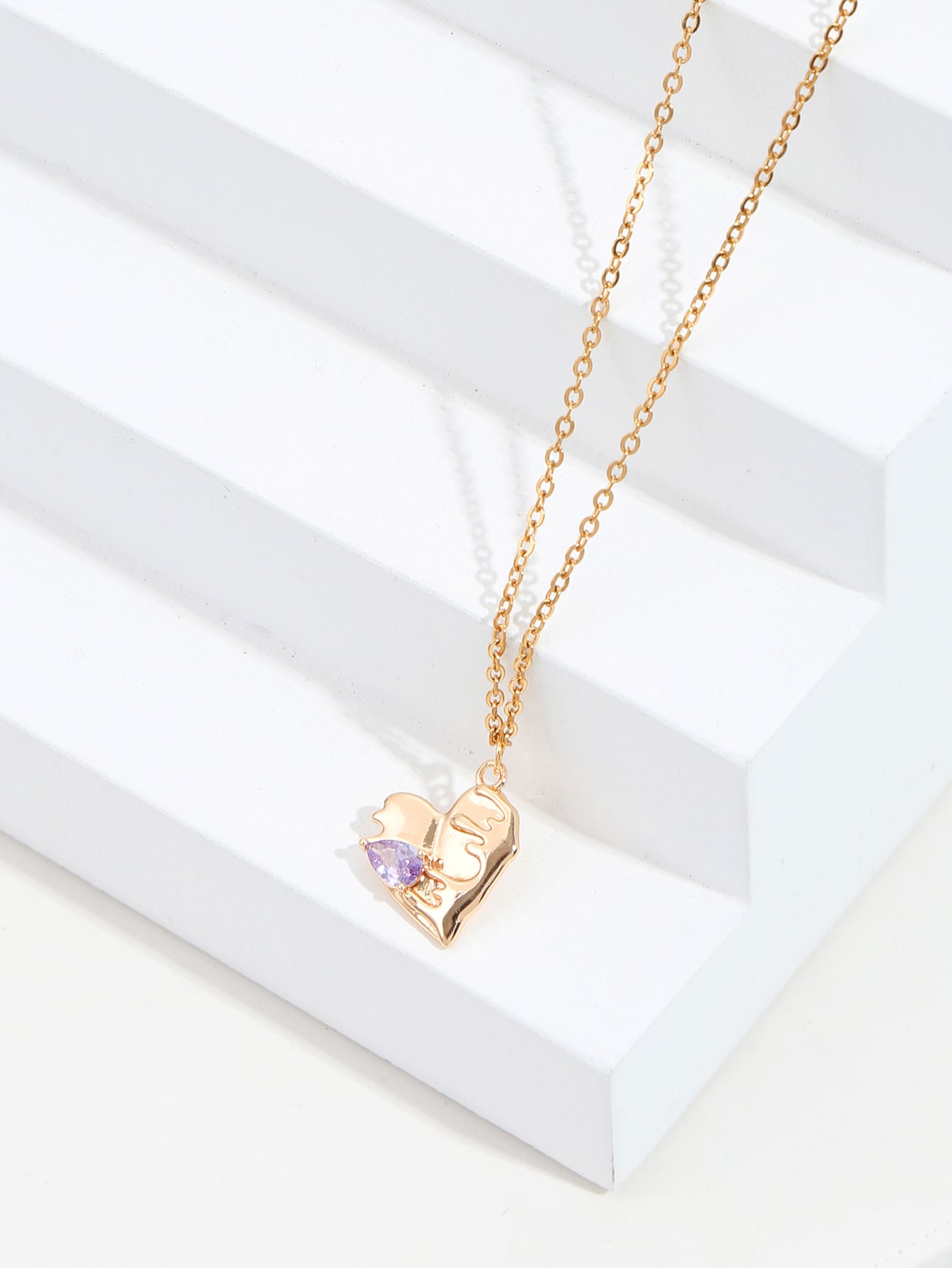 Copper 18K Gold Plated Simple Style Heart Shape Butterfly Hollow Out Inlay Artificial Pearls Zircon Pendant Necklace display picture 2