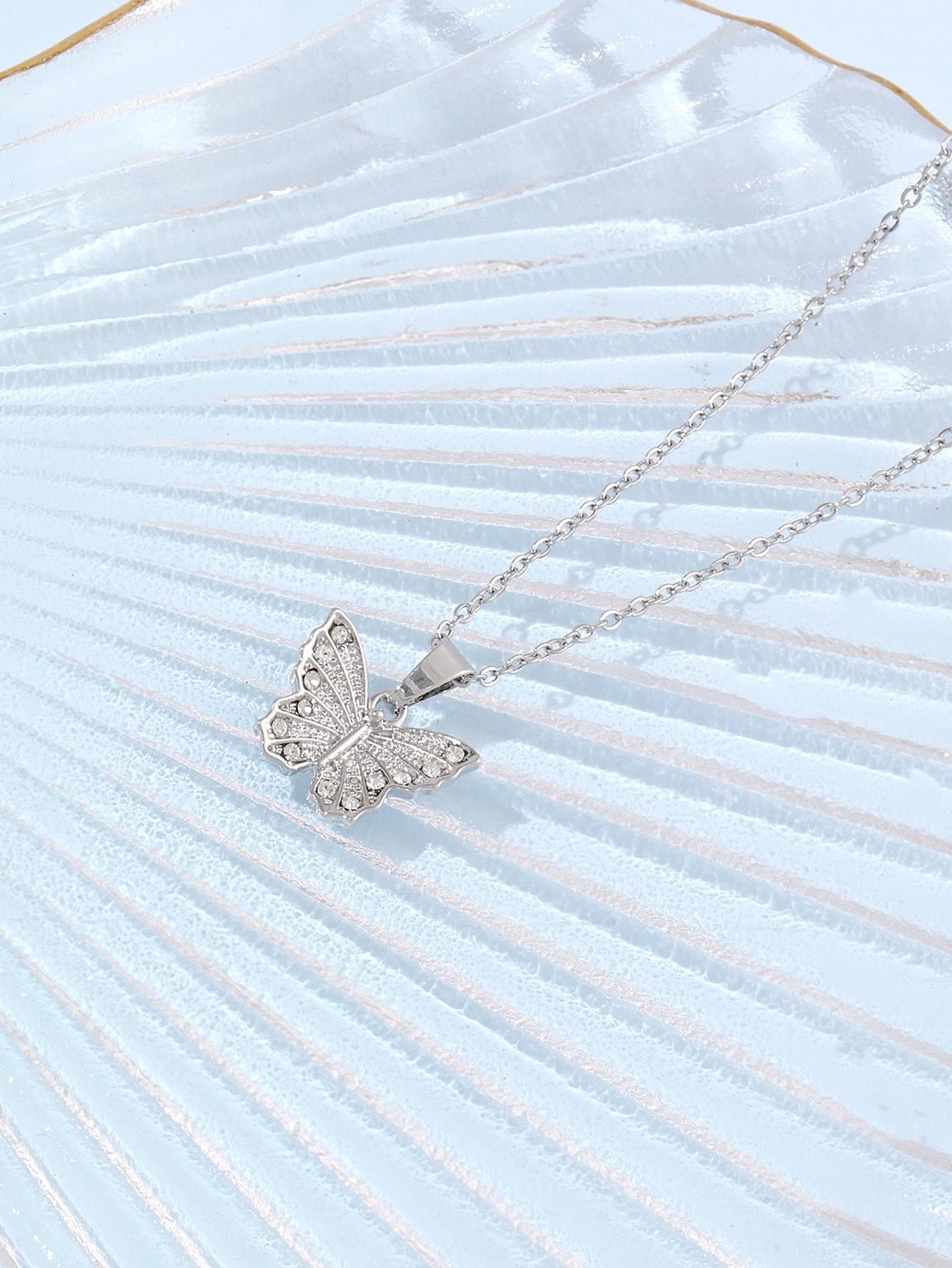 Simple Style Shiny Butterfly Alloy Inlay Zircon Silver Plated Women's Pendant Necklace display picture 8