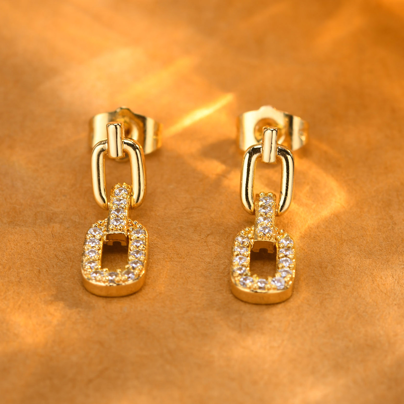 1 Pair IG Style Chain Inlay Copper Alloy Zircon 18K Gold Plated Drop Earrings display picture 3