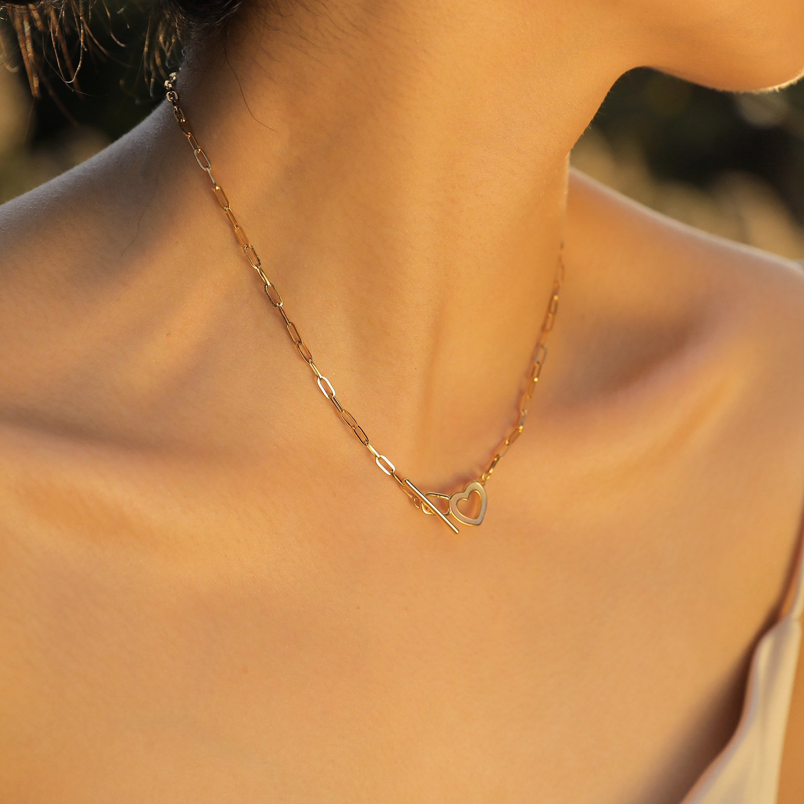 Rostfreier Stahl IG-Stil Einfacher Stil Herzform Knebel Aushöhlen Inlay Hülse Halskette display picture 1