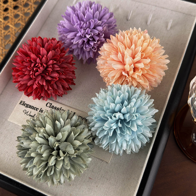 Women's Casual Simple Style Flower Cloth Hair Clip display picture 12