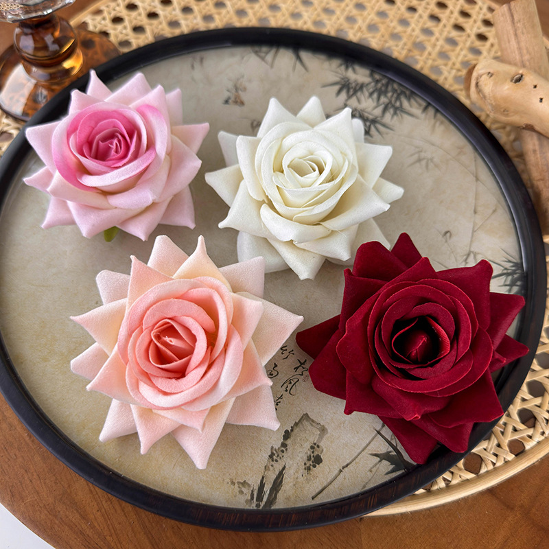 Women's Elegant Simple Style Flower Cloth Hair Clip display picture 9