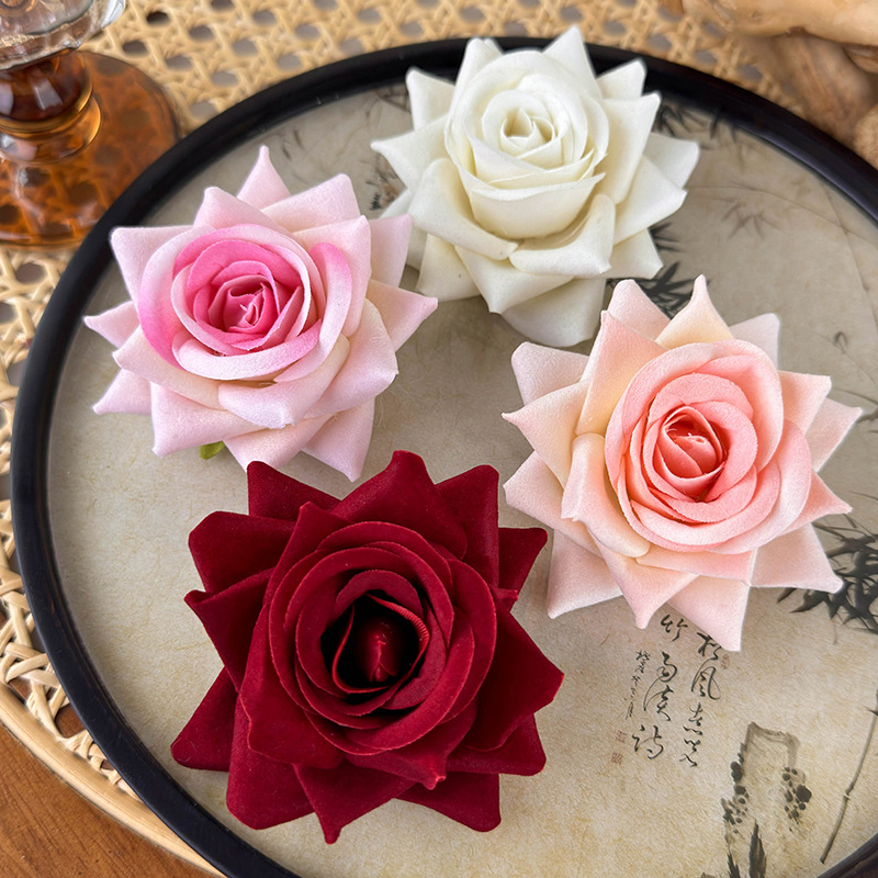 Women's Elegant Simple Style Flower Cloth Hair Clip display picture 4