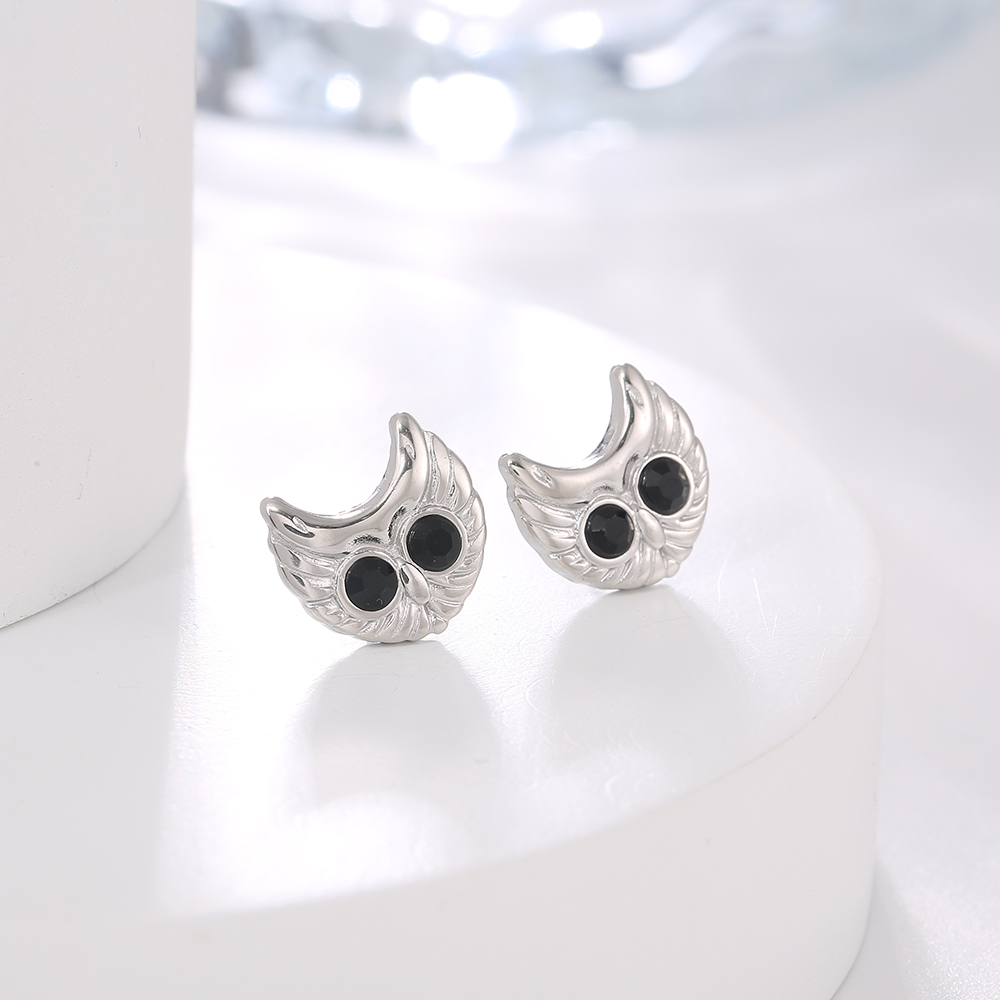 1 Pair IG Style Simple Style Heart Shape Owl Bow Knot Inlay Stainless Steel Rhinestones 18K Gold Plated Ear Studs display picture 2