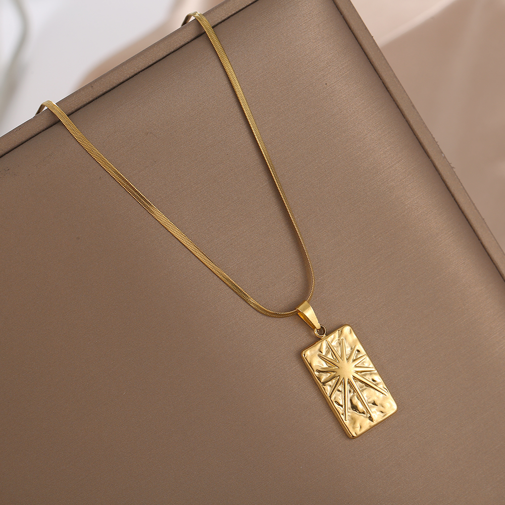 Acero Inoxidable Chapados en oro de 18k Retro Estilo Simple Sol Collar Colgante display picture 3