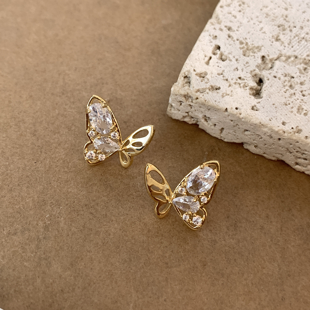 1 Pair Sweet Simple Style Butterfly Plating Inlay Copper Zircon 18K Gold Plated Ear Studs display picture 4