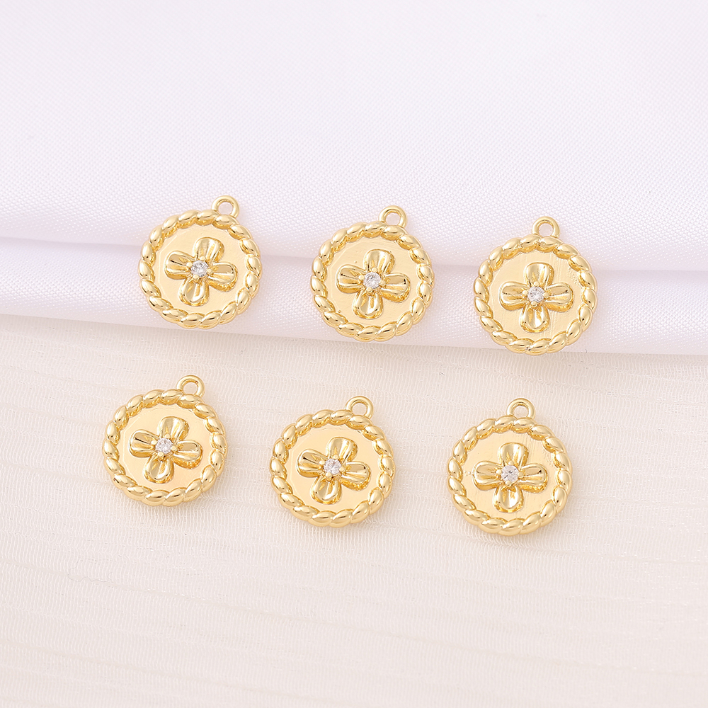 1 Piece 12 * 14mm Copper Zircon 18K Gold Plated Four Leaf Clover Round Polished Pendant display picture 4