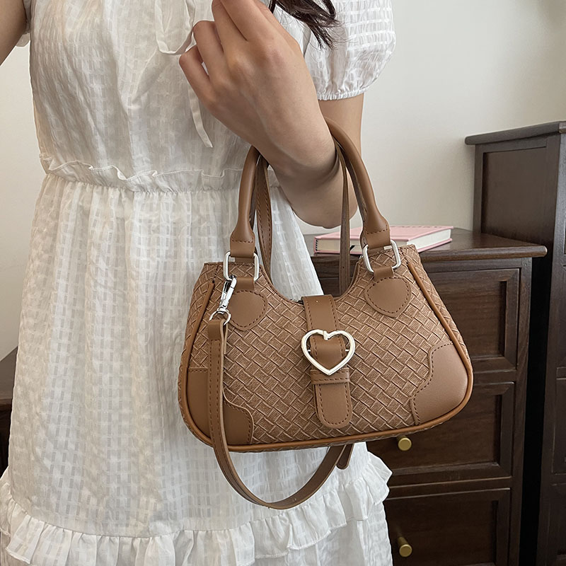 Women's Pu Leather Solid Color Classic Style Sewing Thread Square Zipper Handbag display picture 23