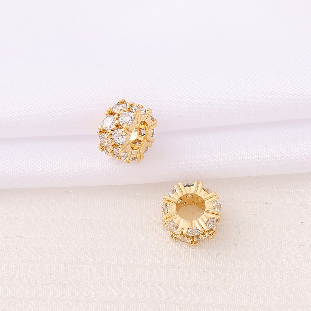 1 Piece Diameter 5mm Hole 4~4.9mm Copper Zircon 18K Gold Plated Solid Color Beads display picture 3