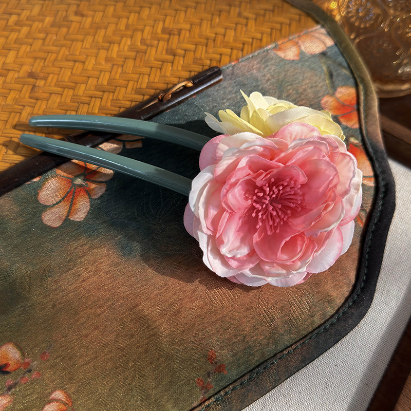 Women's Elegant Romantic Flower Cloth Resin Flowers Hairpin display picture 5