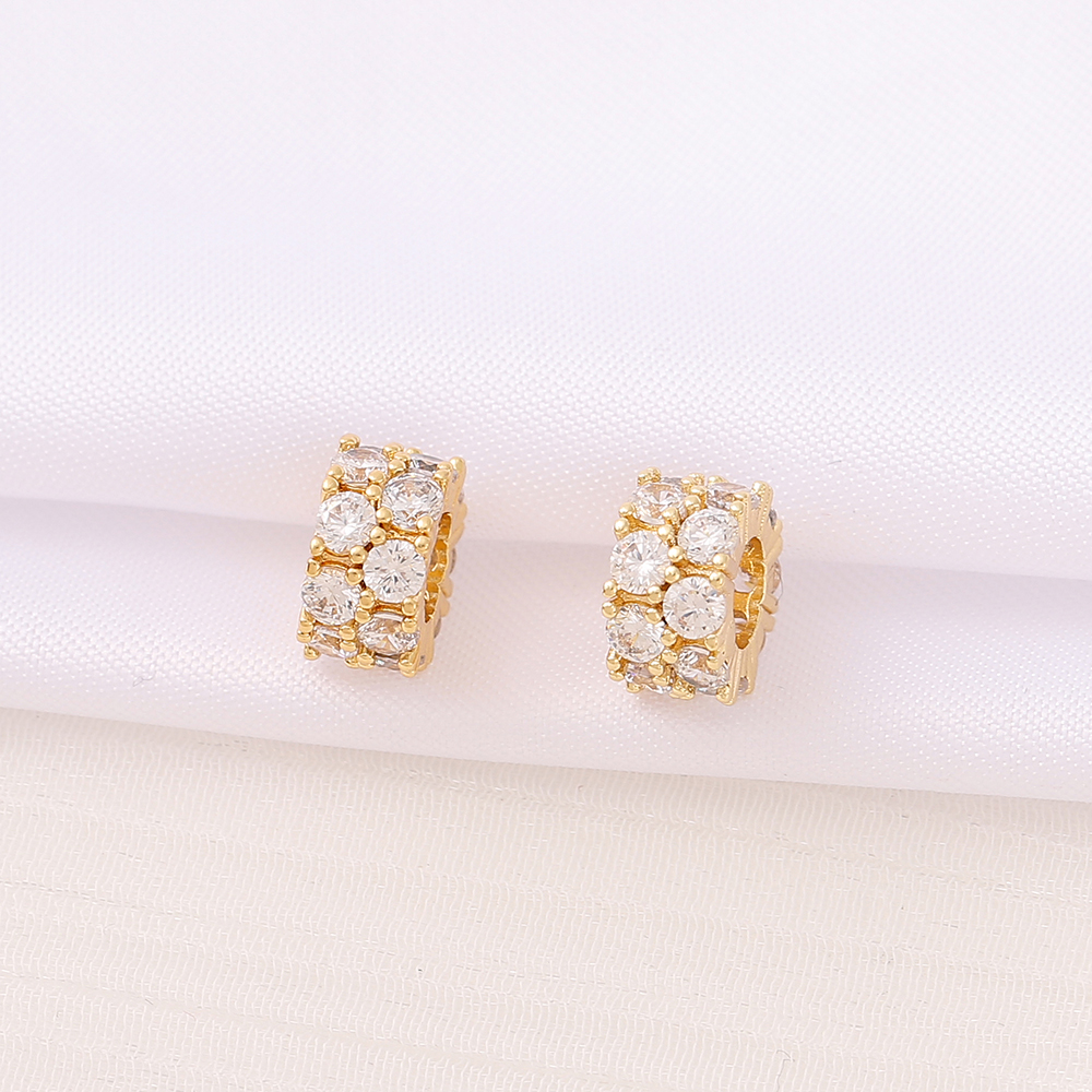 1 Piece Diameter 5mm Hole 4~4.9mm Copper Zircon 18K Gold Plated Solid Color Beads display picture 4