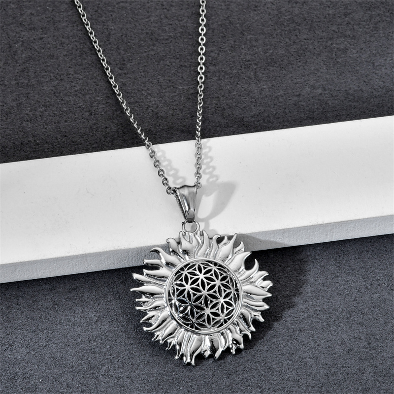 304 Stainless Steel Casual Simple Style Plating Life Tree Pendant Necklace display picture 2