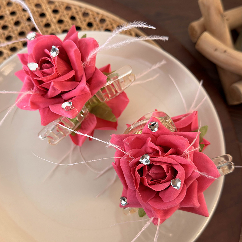 Women's Elegant Vacation Romantic Flower Arylic Cloth Flowers Hair Clip display picture 2