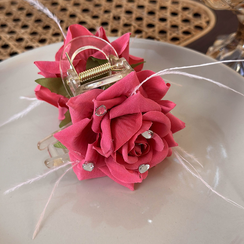 Women's Elegant Vacation Romantic Flower Arylic Cloth Flowers Hair Clip display picture 5