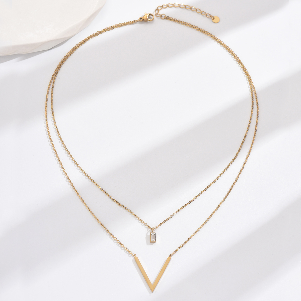 304 Stainless Steel 14K Gold Plated Elegant Glam Plating Inlay V Shape Heart Shape Rhinestones Zircon Double Layer Necklaces display picture 3