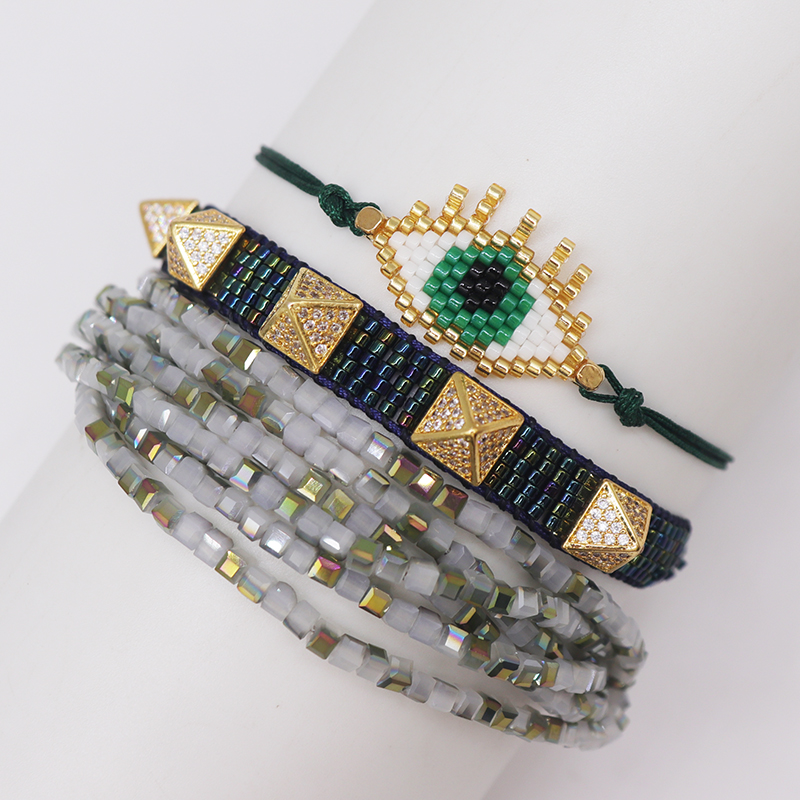 Casual Shiny Devil's Eye Polyester Glass Knitting Women's Bracelets display picture 1