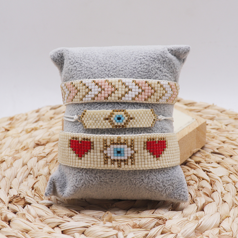 Elegant Glam Devil's Eye Heart Shape Arrow Polyester Glass Knitting Women's Bracelets display picture 3