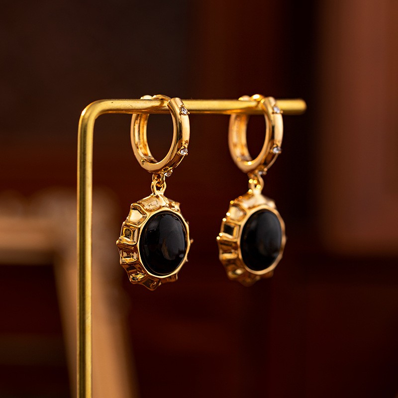 1 Pair Vintage Style Geometric Plating Alloy 18K Gold Plated Drop Earrings display picture 10