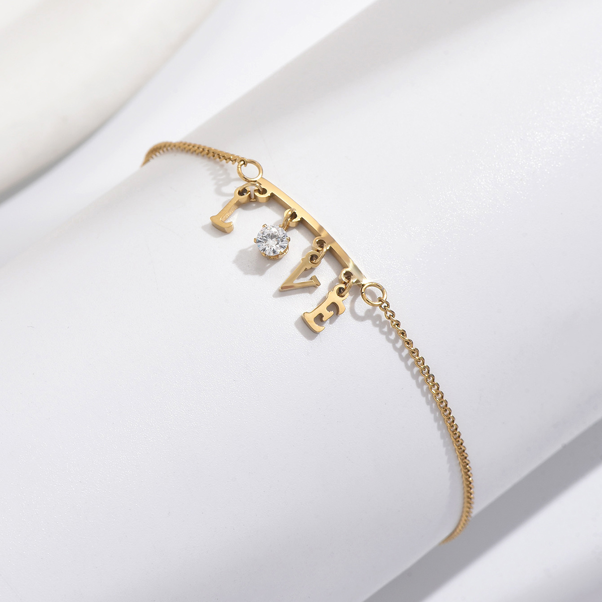 Simple Style Classic Style Letter Heart Shape 304 Stainless Steel 14K Gold Plated Zircon Bracelets In Bulk display picture 3