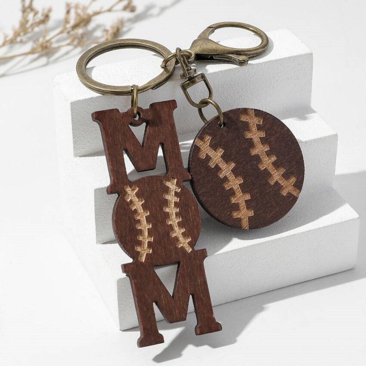 Casual Letter Alloy Wood Gold Plated Mother'S Day Bag Pendant Keychain display picture 6