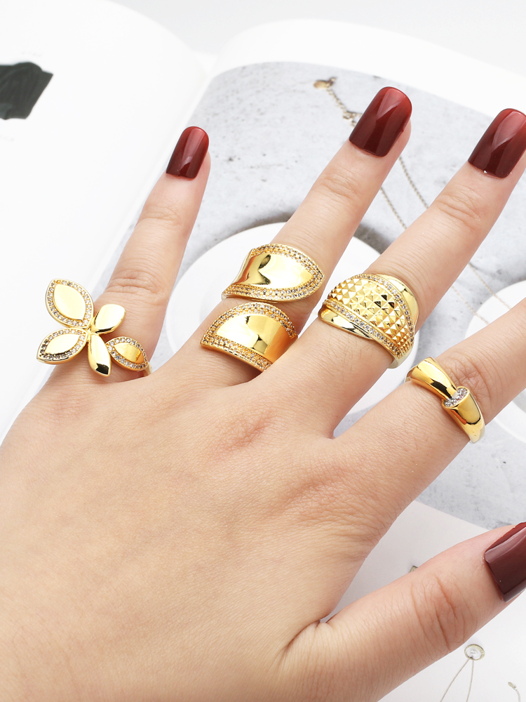 Wholesale Modern Style Simple Style Flower Copper Plating Inlay 18K Gold Plated Zircon Rings display picture 2