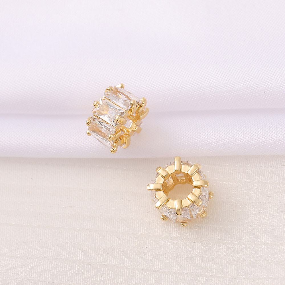 1 Piece 9*6mm Hole 5~5.9mm Copper Zircon 18K Gold Plated Round Square Polished Beads Spacer Bars display picture 3
