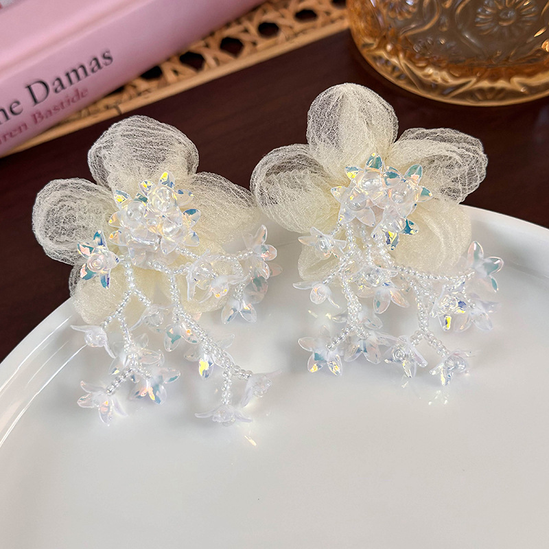 1 Pair Vacation Tropical Sweet Flower Beaded Plastic Drop Earrings display picture 2