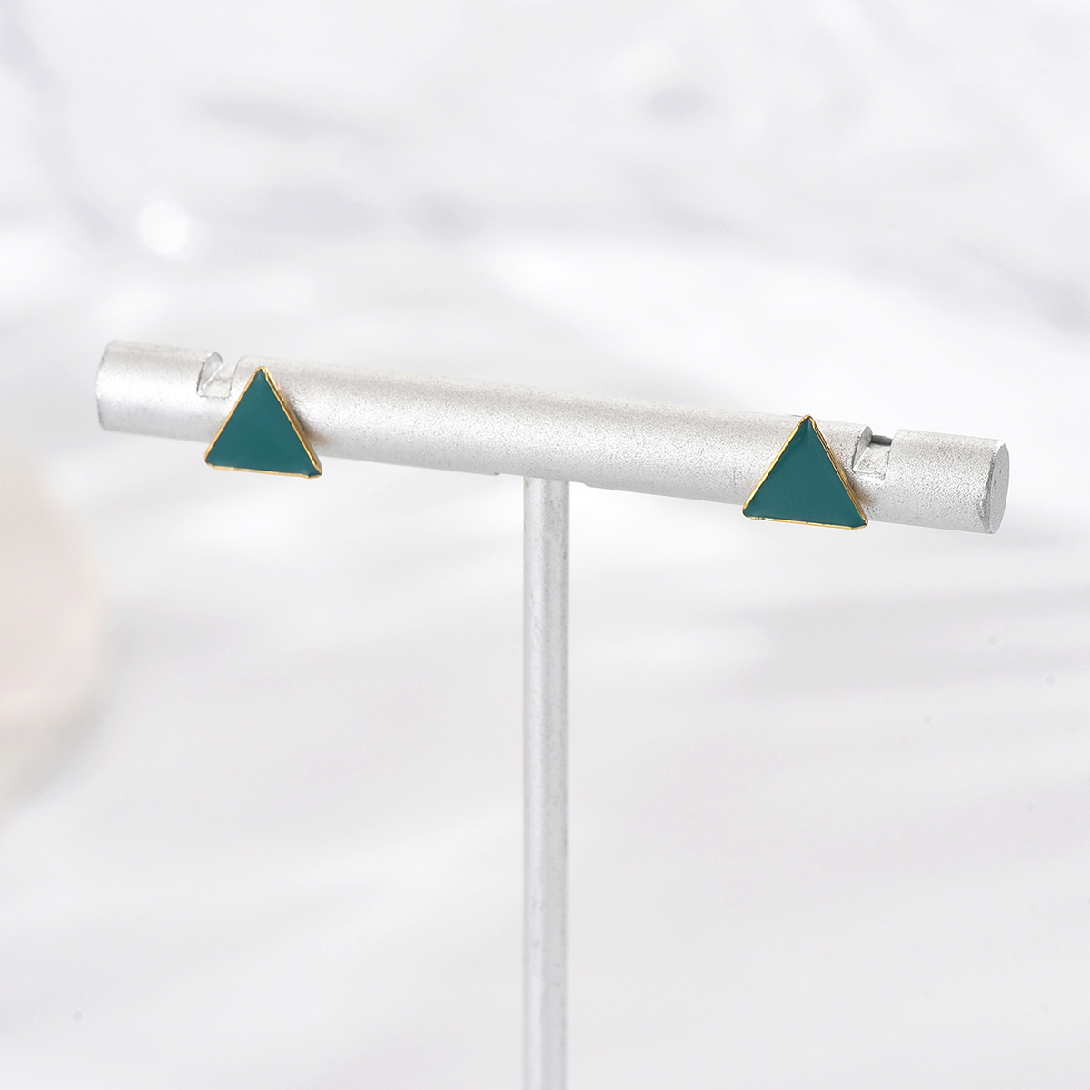 1 Pair Casual Modern Style Simple Style Triangle Enamel Plating 304 Stainless Steel 14K Gold Plated Ear Studs display picture 4