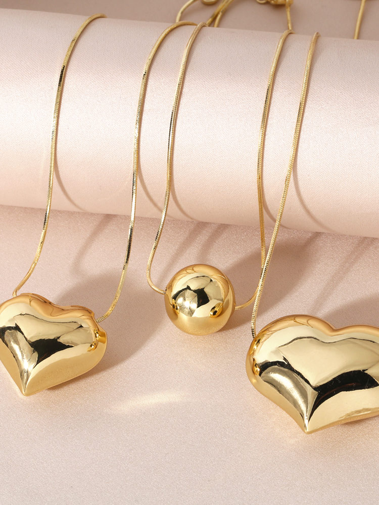 Kupfer 18 Karat Vergoldet Elegant Einfacher Stil Überzug Herzform Halskette Mit Anhänger display picture 4