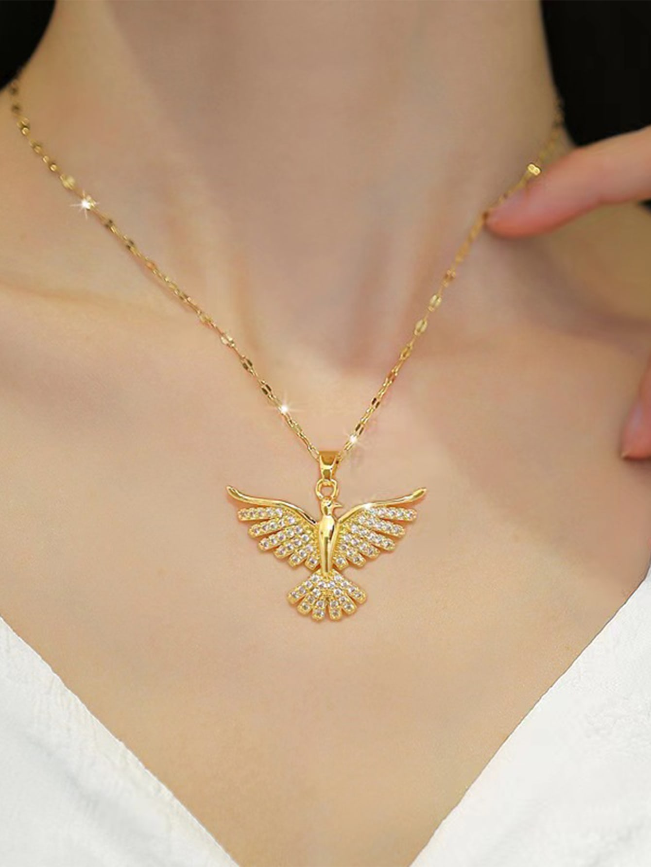 Wholesale Basic Modern Style Classic Style Eagle 304 Stainless Steel Copper 18K Gold Plated Zircon Pendant Necklace display picture 1