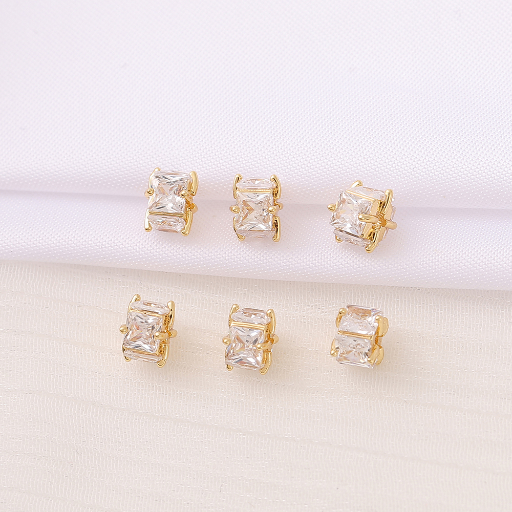 1 Piece 4.5*6mm 2MM Copper Zircon 18K Gold Plated Quadrilateral Square Polished Beads Spacer Bars display picture 1