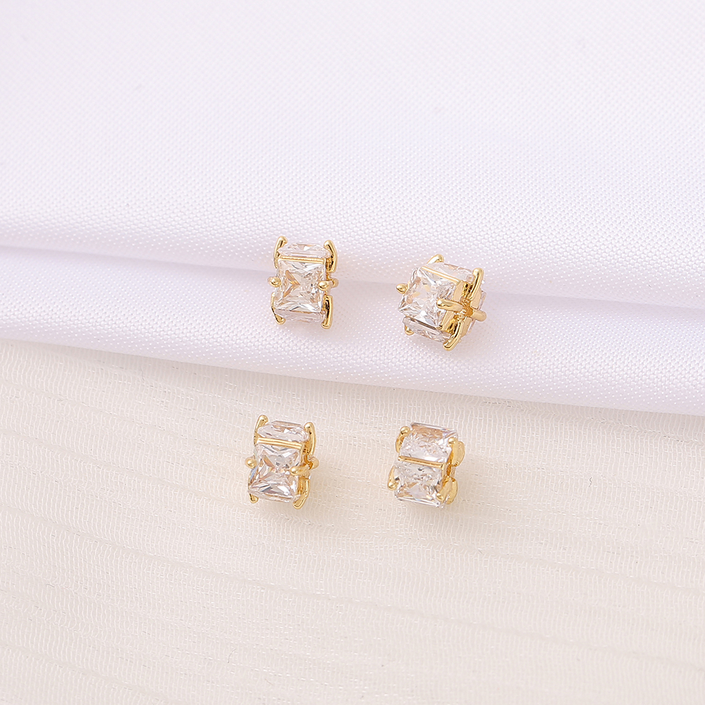 1 Piece 4.5*6mm 2MM Copper Zircon 18K Gold Plated Quadrilateral Square Polished Beads Spacer Bars display picture 5