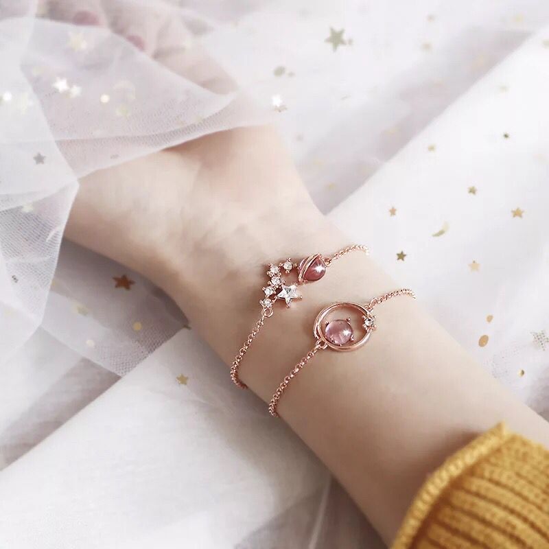 IG Style Fairy Style Casual Interstellar Alloy Inlay Artificial Gemstones Women's Bracelets display picture 1