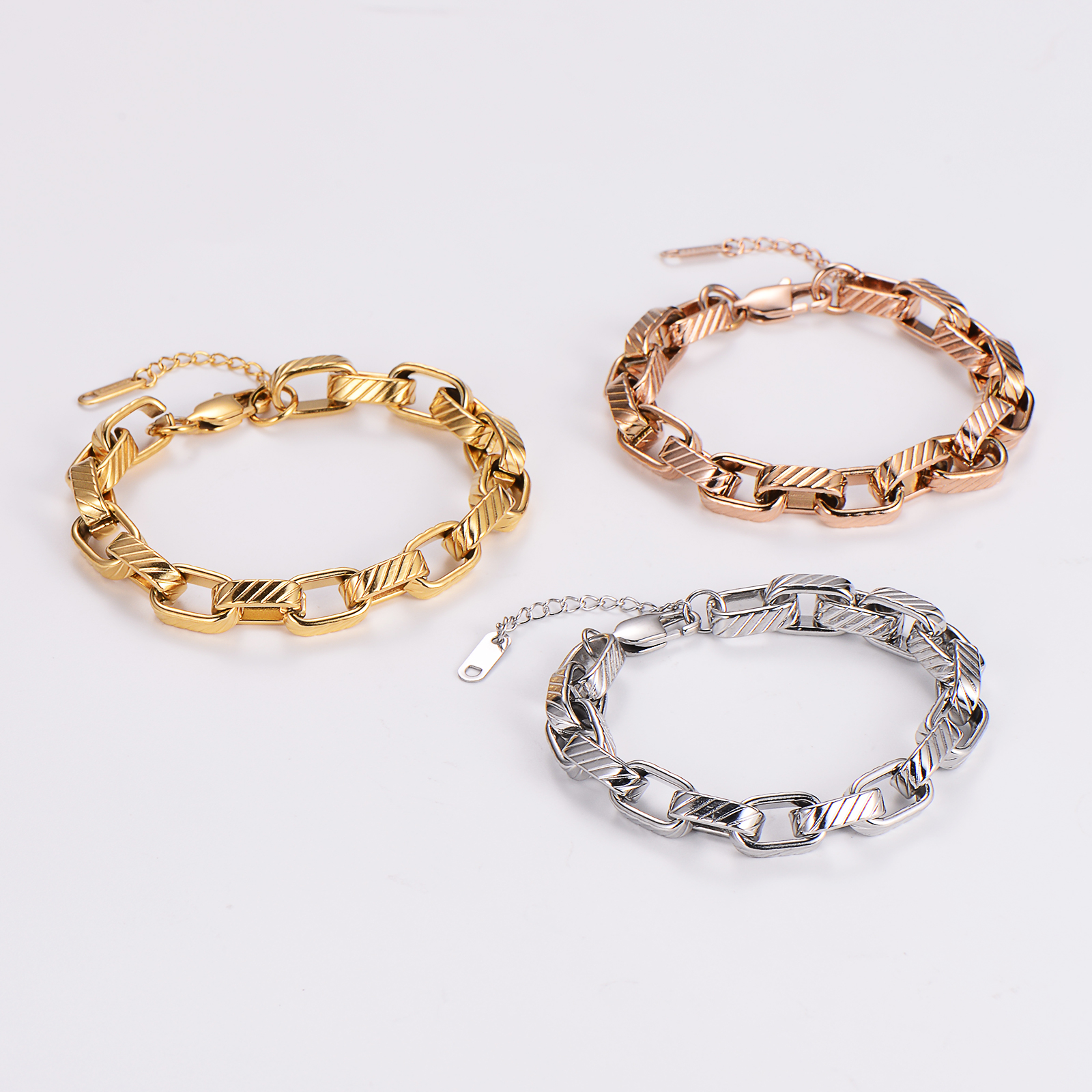 Casual Solid Color 304 Stainless Steel 18K Gold Plated Rose Gold Plated Bracelets In Bulk display picture 4