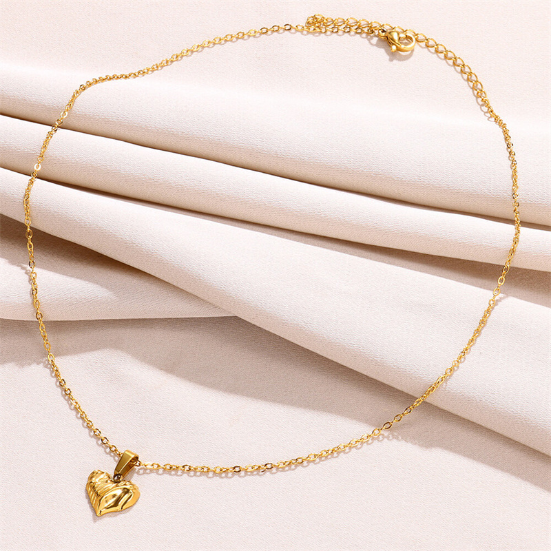 304 Stainless Steel 18K Gold Plated Simple Style Plating Heart Shape Shell Pendant Necklace display picture 8
