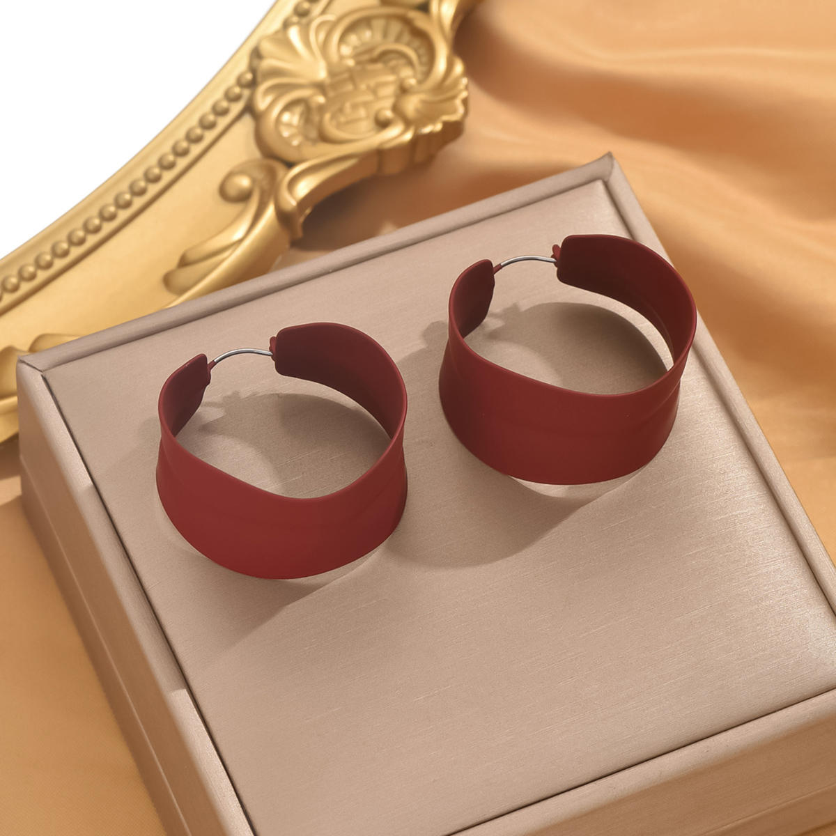 1 Pair Elegant Glam Circle Copper Earrings display picture 4