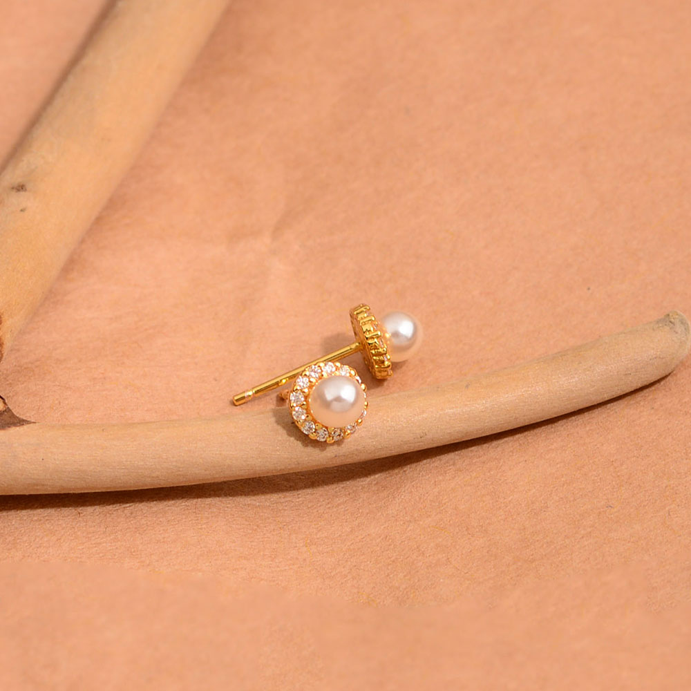 1 Paire Style Simple Style Classique Couleur Unie Incruster Le Cuivre Perle Zircon Boucles D'Oreilles display picture 1