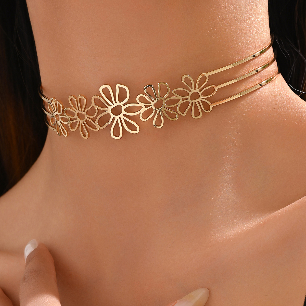 Wholesale Jewelry IG Style Simple Style Flower Iron Choker display picture 1