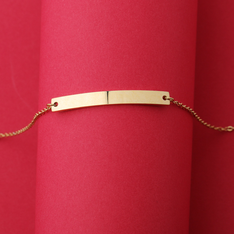 Acier Au Titane Plaqué Or 18K Style Simple Couleur Unie Bracelets display picture 4