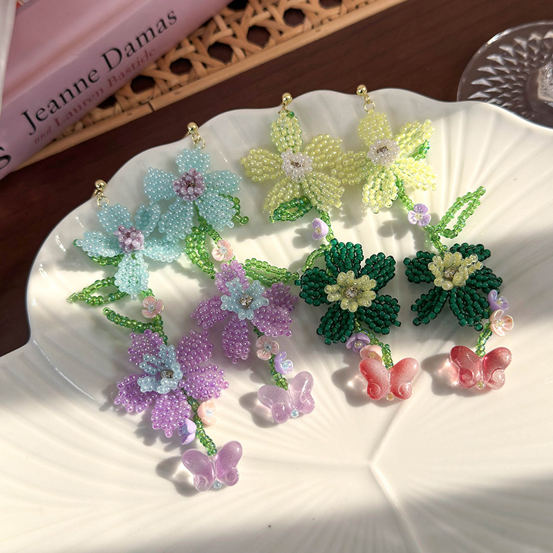 1 Pair Lady Modern Style Korean Style Flower Beaded Plastic Drop Earrings display picture 8