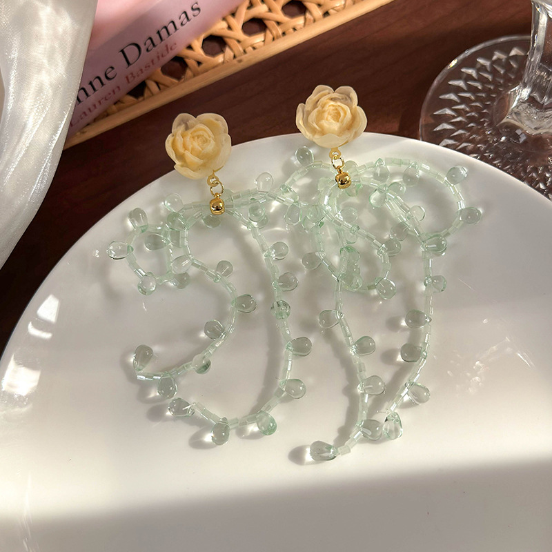 1 Pair Vacation Classic Style Korean Style Flower Beaded Plastic Drop Earrings display picture 10