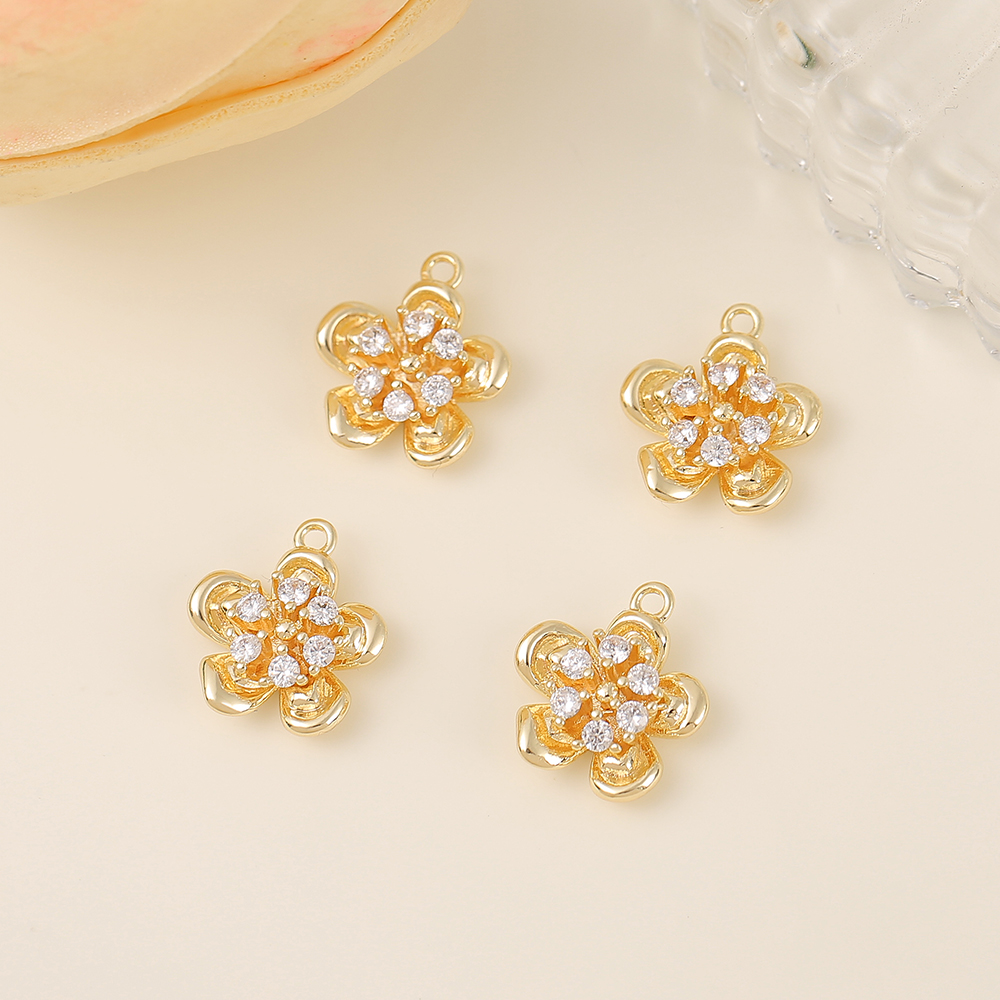 1 Piece 13 * 14mm Copper Zircon 18K Gold Plated Flower Polished Pendant display picture 4