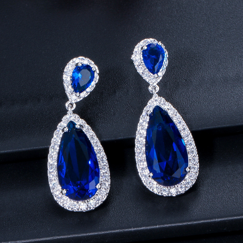 1 Pair Casual Romantic Water Droplets Inlay Copper Zircon Silver Plated Drop Earrings display picture 5