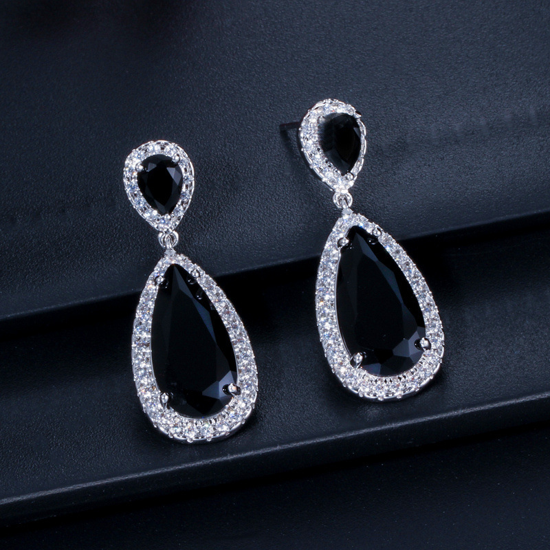 1 Pair Casual Romantic Water Droplets Inlay Copper Zircon Silver Plated Drop Earrings display picture 10