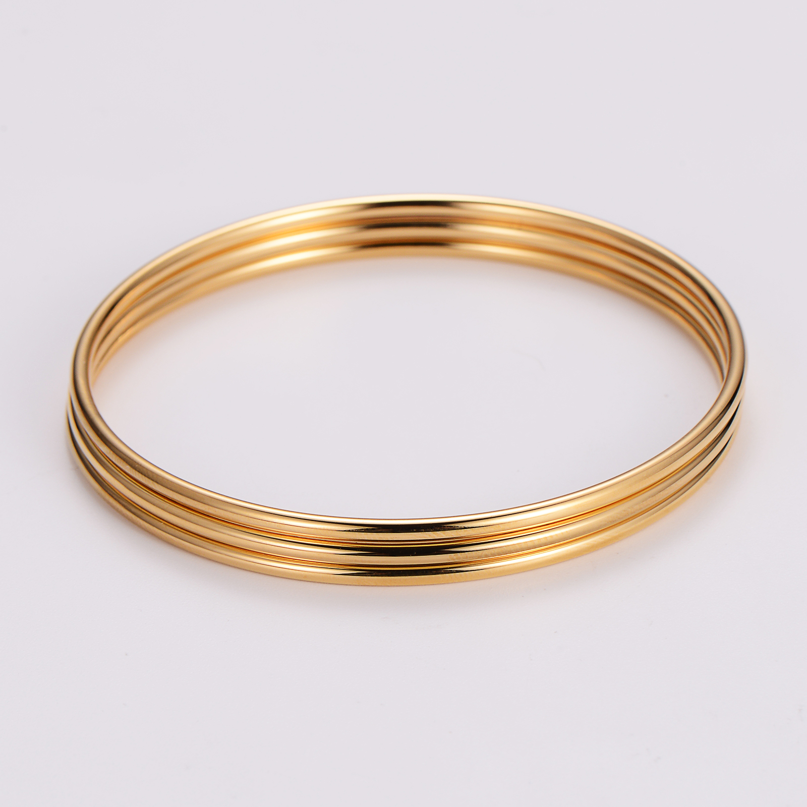 Elegant Simple Style Solid Color 304 Stainless Steel 18K Gold Plated Bangle In Bulk display picture 2