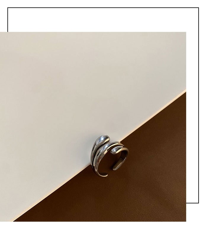 Titan Stahl Vergoldet Versilbert Elegant Klassischer Stil Einfarbig Ringe display picture 2