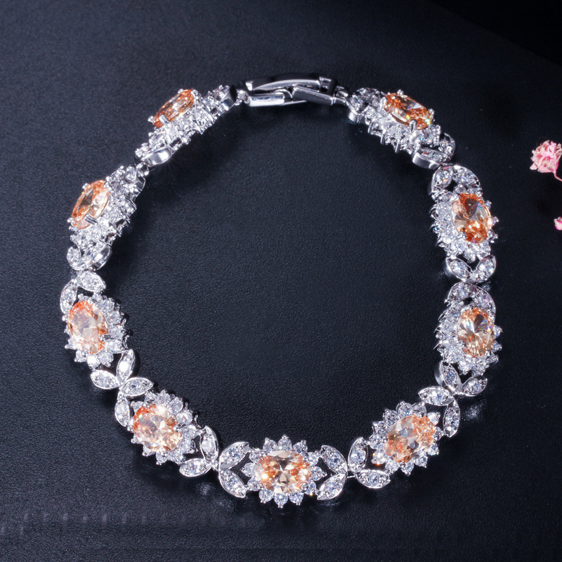 Wholesale Simple Style Shiny Oval Butterfly Copper Inlay White Gold Plated Zircon Bracelets display picture 8