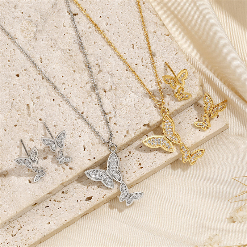 Cobre Chapados en oro de 18k Estilo IG Brillante Embutido Mariposa Circón Conjunto De Joyas display picture 3