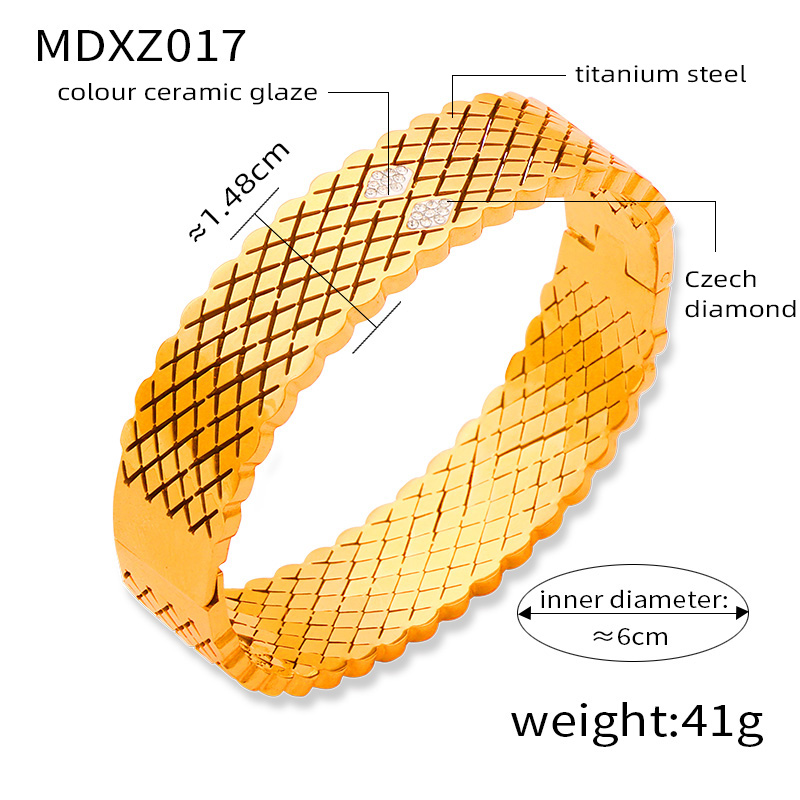 Titanium Steel 18K Gold Plated Casual Elegant Simple Style Hollow Out Inlay Solid Color Rhinestones Bangle display picture 9