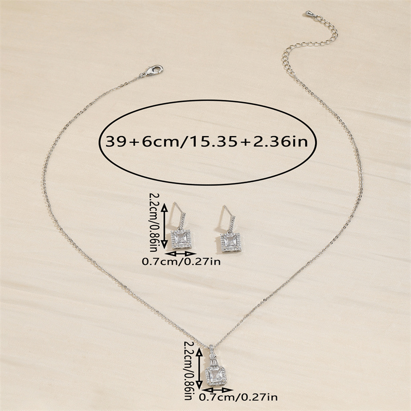 Copper 18K Gold Plated Simple Style Classic Style Inlay Splicing Zircon Earrings Necklace Jewelry Set display picture 1